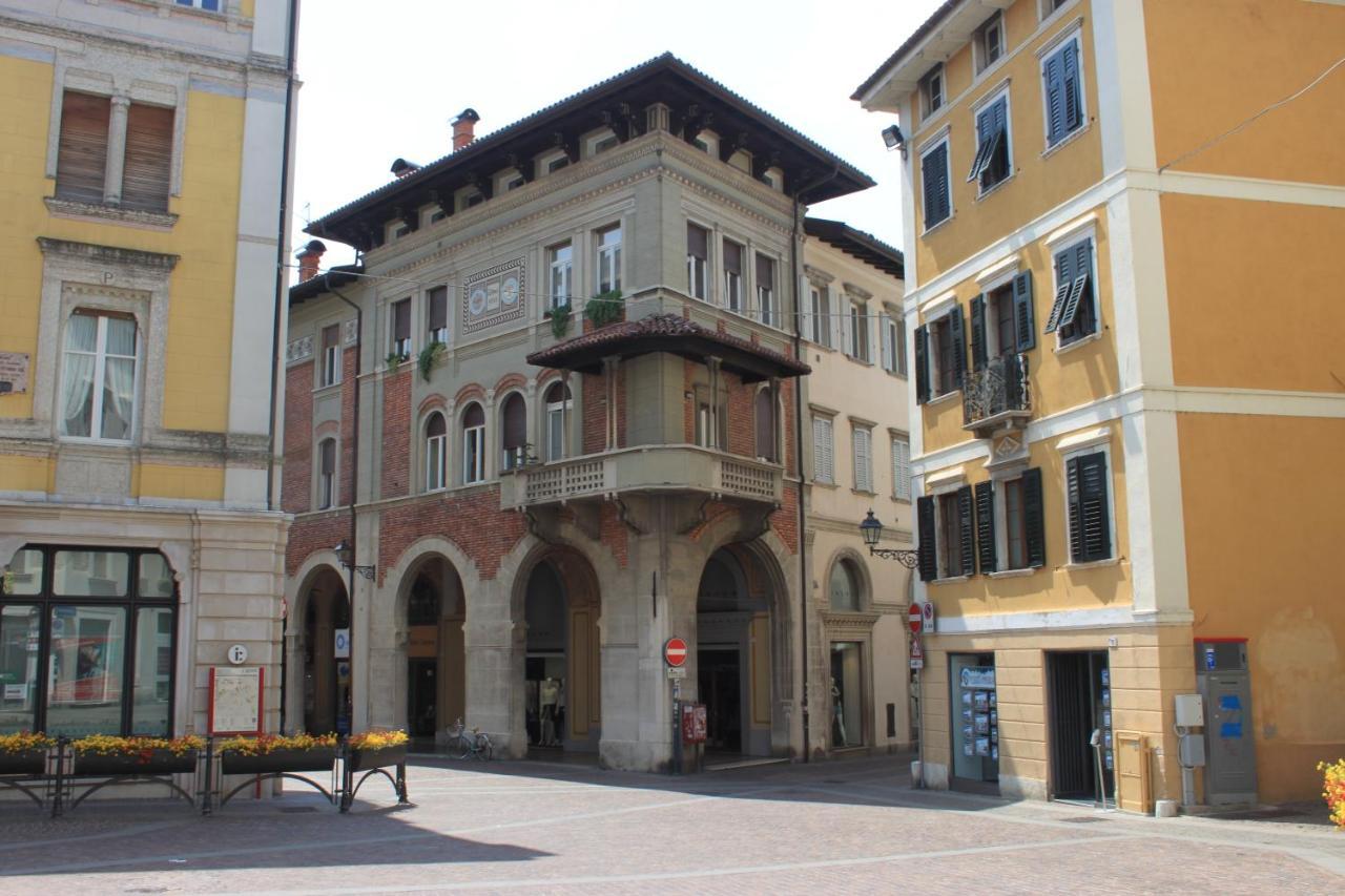 B&B Color Rovereto Роверето Екстер'єр фото