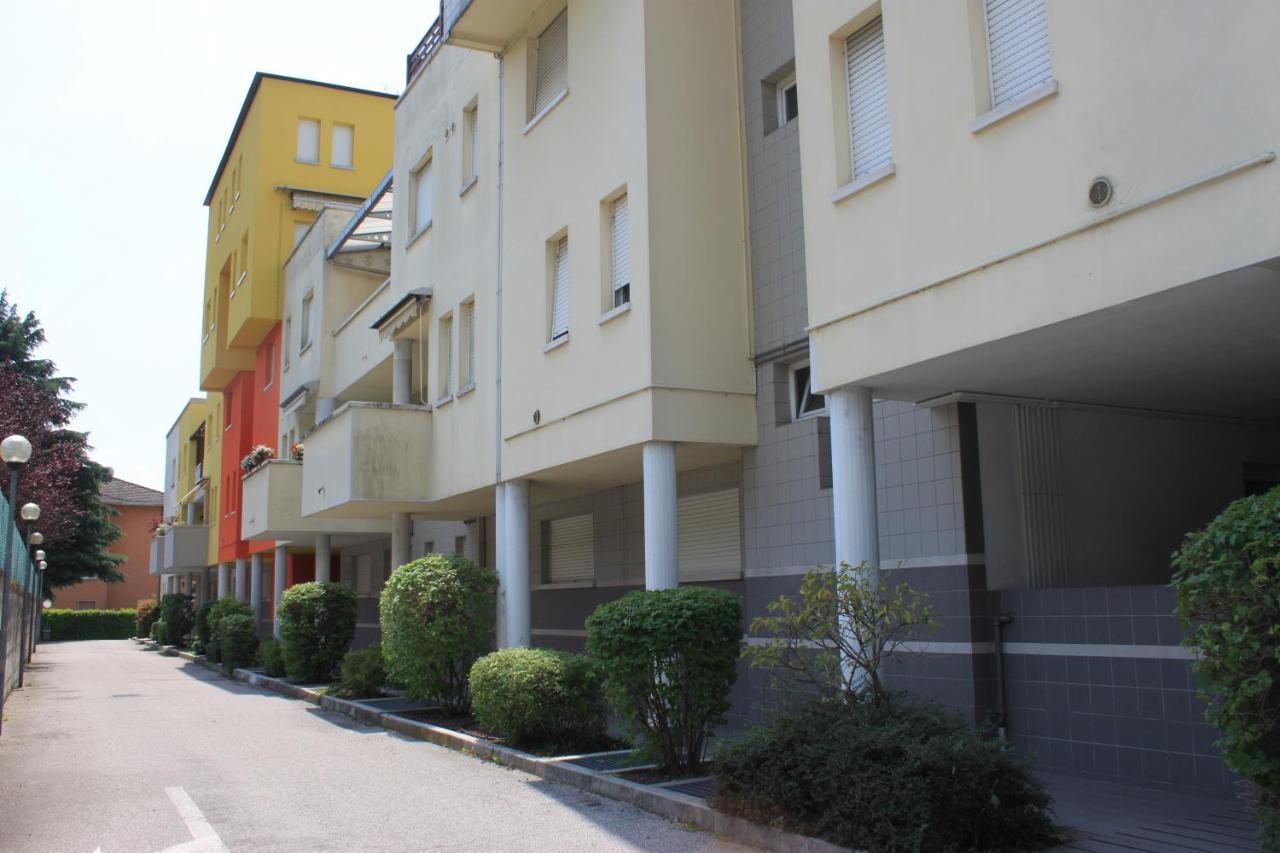 B&B Color Rovereto Роверето Екстер'єр фото
